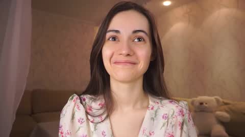  Gwen  online show from 18, 2, 2025