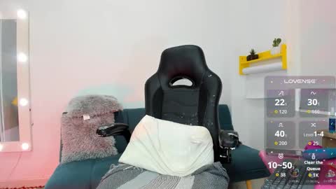 Juli online show from 3, 12, 2025