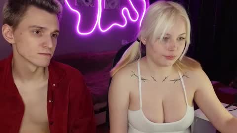 Snapshot of _mia_mason_ chatting on 8, 3, 2025 Mia Mason online show from 8, 3, 2025