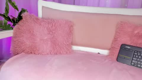 mia online show from 17, 1, 2026