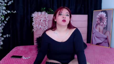 _mia_valencia_ online show from 3, 6, 2026
