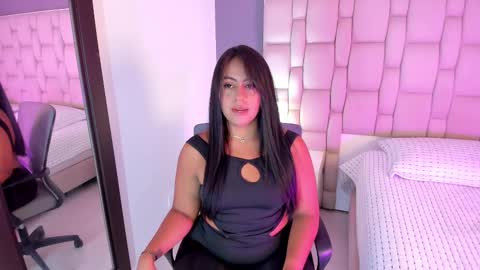 _miamiller_ online show from 8, 10, 2025