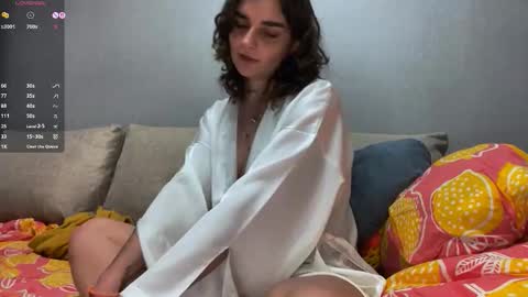 Mila online show from 17, 10, 2025