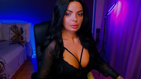 Milani online show from 10, 11, 2025