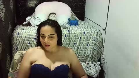 Snapshot of _milf_naughty chatting on 11, 10, 2025 _milf_naughty online show from 11, 10, 2025