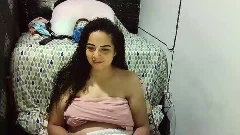 Snapshot of _milf_naughty chatting on 12, 10, 2025 _milf_naughty online show from 12, 10, 2025