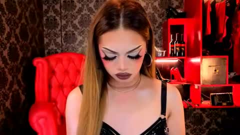 Snapshot of _ministryofsin_ chatting on 20, 7, 2026 Raven Strauss online show from 20, 7, 2026