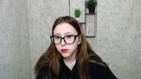 Snapshot of _miraterri_ chatting on 9, 3, 2025 Mira online show from 9, 3, 2025