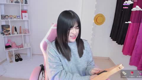 Hanna  Idependent Model   online show from 6, 2, 2025
