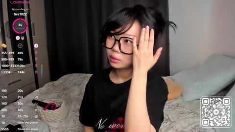 Snapshot of _molly_molly_molly_ chatting on 9, 10, 2025 _molly_molly_molly_ online show from 9, 10, 2025