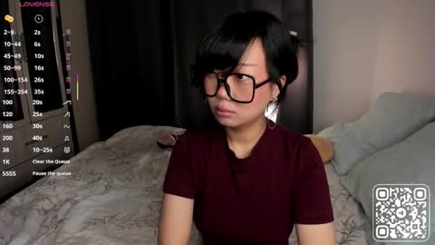 Snapshot of _molly_molly_molly_ chatting on 11, 10, 2025 _molly_molly_molly_ online show from 11, 10, 2025