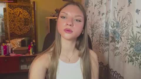 Snapshot of _monaflame_ chatting on 7, 2, 2026 Mona online show from 7, 2, 2026