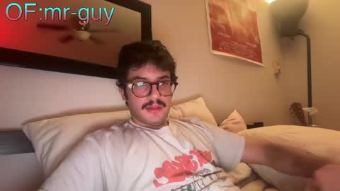 _mrguy_ online show from 15, 5, 2026
