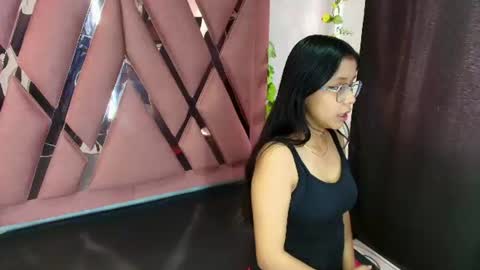 Nana online show from 27, 7, 2026
