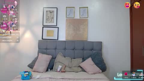 Snapshot of _naomi_s chatting on 5, 1, 2026 _naomi_s online show from 5, 1, 2026