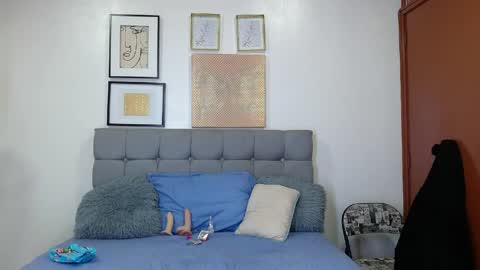 Snapshot of _naomi_s chatting on 5, 4, 2026 _naomi_s online show from 5, 4, 2026