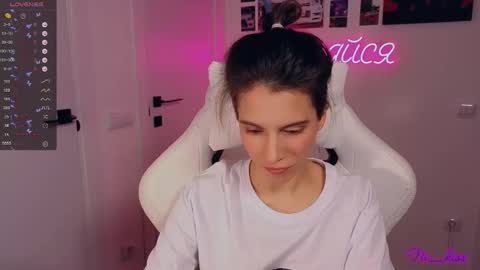 Snapshot of _ni_kiss chatting on 6, 10, 2025 Nika online show from 6, 10, 2025