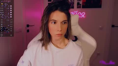 Snapshot of _ni_kiss chatting on 30, 11, 2025 Nika online show from 30, 11, 2025