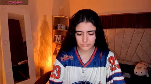 Niah  You can call me Ni or cutie haha online show from 8, 2, 2026