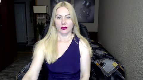 Donella    online show from 19, 2, 2025