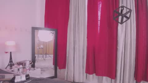 niiky online show from 7, 2, 2025