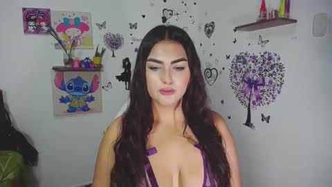 Nina  online show from 18, 11, 2025