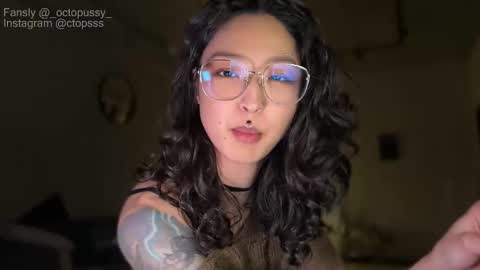 Mikayla online show from 13, 3, 2026