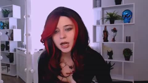 Snapshot of _olivia_6 chatting on 19, 7, 2026 _olivia_6 online show from 19, 7, 2026
