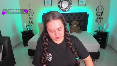 Snapshot of _oliviajoness chatting on 13, 9, 2025 Olivia jones online show from 13, 9, 2025