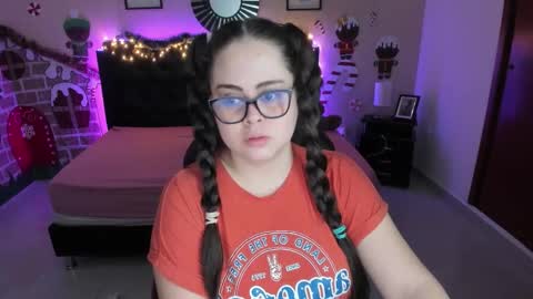 Olivia jones online show from 16, 12, 2025