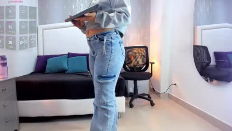  peach1  online show from 27, 3, 2026