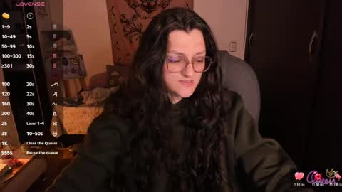 Snapshot of _peach__ chatting on 20, 5, 2026 violeta ig online show from 20, 5, 2026