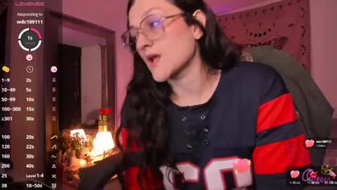 Snapshot of _peach__ chatting on 22, 5, 2026 violeta ig online show from 22, 5, 2026