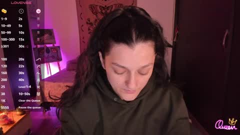 Snapshot of _peach__ chatting on 26, 5, 2026 violeta ig online show from 26, 5, 2026