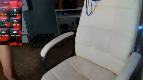 Snapshot of _pink__rabbit_ chatting on 29, 12, 2024 Ilona online show from 29, 12, 2024