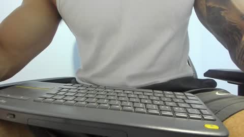 Snapshot of _poseidon1_ chatting on 28, 1, 2025 Poseidon online show from 28, 1, 2025