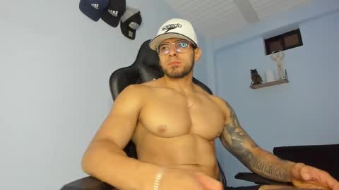 Snapshot of _poseidon1_ chatting on 7, 3, 2025 Poseidon online show from 7, 3, 2025