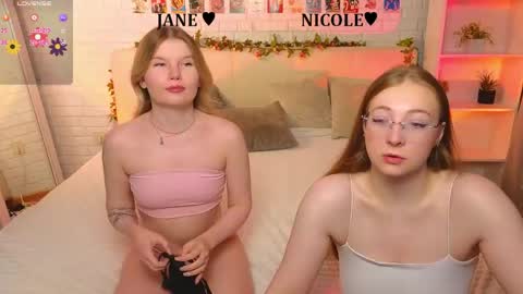 Merlizz Eva Jane Mila Nicole  left to right  online show from 31, 5, 2026