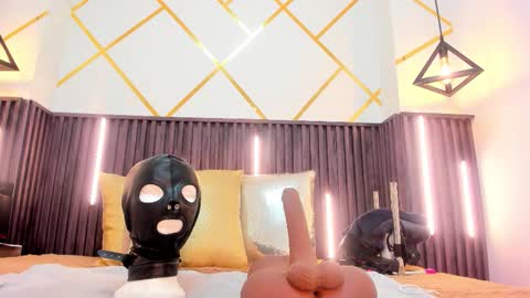 Snapshot of _rebecca1 chatting on 8, 11, 2025 rebecca online show from 8, 11, 2025