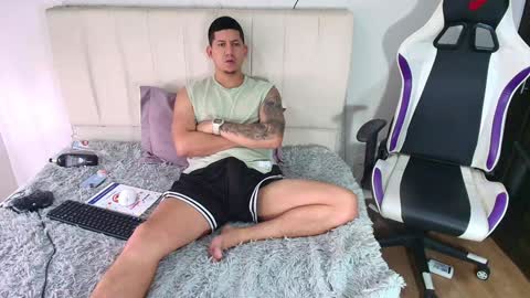 Roberto online show from 23, 12, 2024