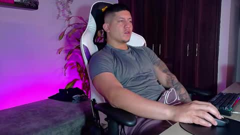 Roberto online show from 24, 10, 2025