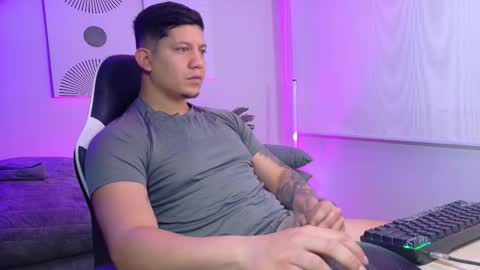 Roberto online show from 9, 3, 2026