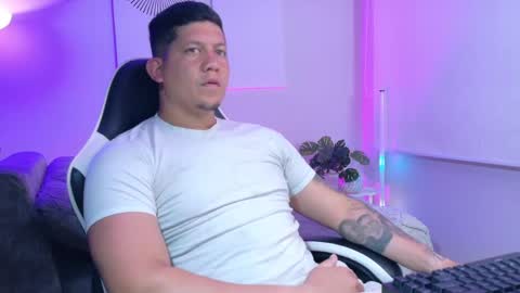 Roberto online show from 12, 4, 2026