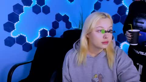 sabrina  online show from 18, 3, 2026