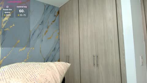 SAMARA SMITH  online show from 28, 11, 2025