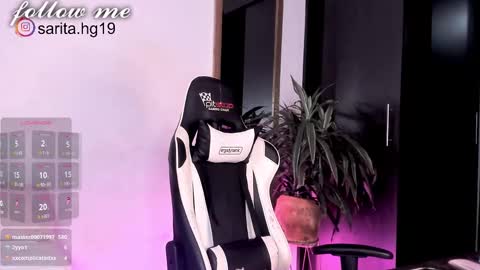 Sara  intagram online show from 28, 2, 2025