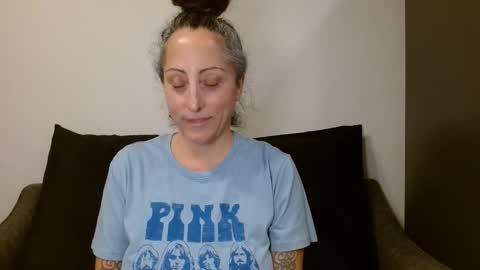 Sara Lynn online show from 21, 3, 2026