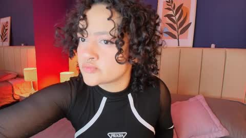 Snapshot of _sarahrose chatting on 16, 12, 2025 Sara online show from 16, 12, 2025