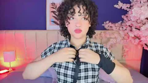 Snapshot of _sarahrose chatting on 7, 1, 2026 Sara online show from 7, 1, 2026