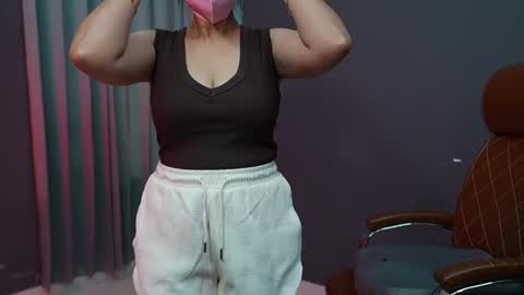 Snapshot of _savy_ chatting on 27, 5, 2026 Savreen online show from 27, 5, 2026
